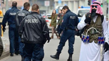 Die Polizei mahnt Karnevalisten in Braunschweig zur Vorsicht.