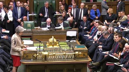 Unterhaus vs. Theresa May: Das britische Parlament sucht nach Alternativen zum Kurs der Premierministerin.