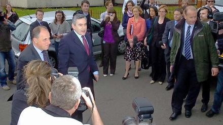 Gordon Brown: Erst der Fauxpas, dann die Entschuldigung.
