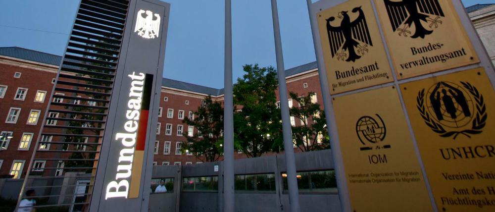 Außenansicht des Bundesamts für Migration und Flüchtlinge (BAMF) in Nürnberg