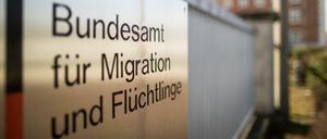 Außenansicht des Bundesamts für Migration und Flüchtlinge in Nürnberg 