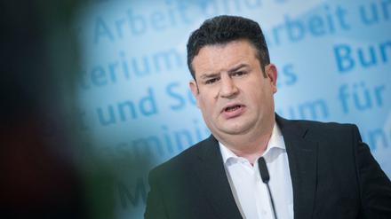 Hubertus Heil (SPD) glaubt nicht an eine generelle Auskunftspflicht von Beschäftigten aus.