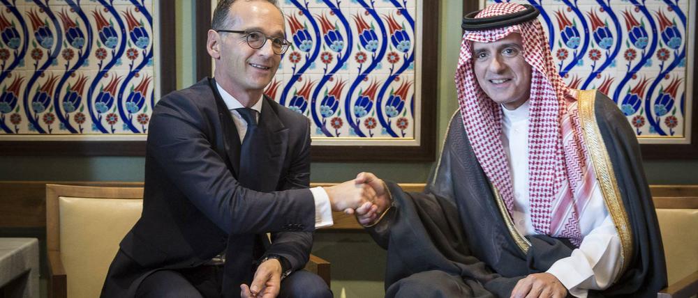 Hand drauf. Außenminister Maas (l.) und sein saudischer Kollege al Dschubair in New York.