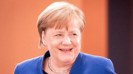 Bundeskanzlerin Angela Merkel (CDU) nimmt an der Sitzung des Bundeskabinetts im Bundeskanzleramt teil.