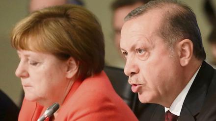 Kanzlerin Angela Merkel und der türkische Staatspräsident Recep Tayyip Erdogan haben nicht das beste Verhältnis.