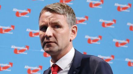Schwere Vorwürfe gibt es namentlich gegen den AfD-Politiker Björn Höcke.