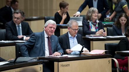 Volker Bouffier (CDU) und Tarek Al-Wazir (Grüne) bei der Plenarsitzung im Bundesrat.