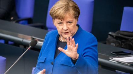 Bundeskanzlerin Angela Merkel bei der Regierungsbefragung im Bundestag. 