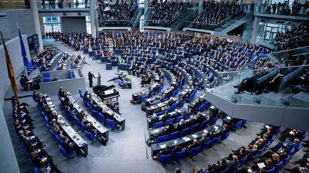 Bilder, die es dieses Mal nicht geben wird. Der Bundespräsident bei einer Gedenkstunde im vollen Bundestag.