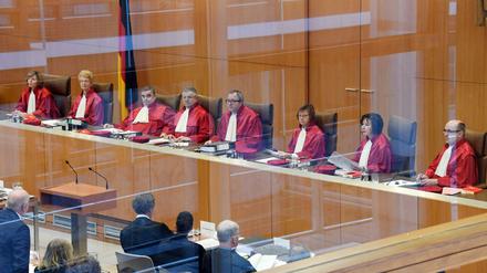 Der Zweite Senat des Bundesverfassungsgerichts in Karlsruhe eröffnet am 17.01.2018 die mündliche Verhandlung zum Streikrecht für Beamte. 
