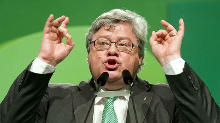 Bei sich selbst anfangen. Reinhard Bütikofer, Ex-Vorsitzender der Grünen, will nicht über Rot-Rot-Grün nach der nächsten Bundestagswahl diskutieren. Erst mal müssten die Grünen auf sich gucken und ein Ergebnis erzielen, das sie koalitionsfähig macht.