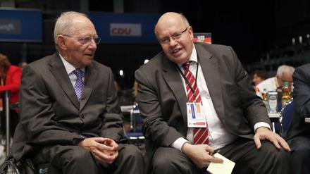 Demnächst soll Kanzleramtschef Peter Altmaier (rechts) das Amt des Finanzministers kommissarisch von Wolfgang Schäuble übernehmen.