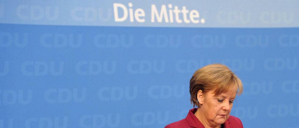 Bundeskanzlerin Angela Merkel setzt ungeachtet der Erfolge der rechtspopulistischen AfD auch künftig auf einen Kurs der politischen Mitte.