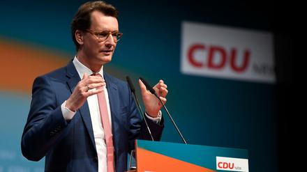 NRW-Ministerpräsident Hendrik Wüst liegt mit seiner CDU in Umfragen knapp hinter der SPD.