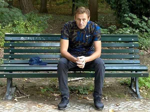 Der russische Oppositionsführer Alexej Nawalny wurde am Dienstag aus dem Krankenhaus entlassen. 