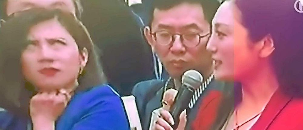 Der Moment. Die Frage ihrer Kollegin lässt Liang Xiangyi mit den Augen rollen.