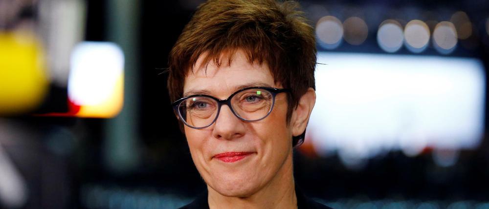 Die CDU-Vorsitzende Annegret Kramp-Karrenbauer will mehr Frauen in die deutschen Parlamente bringen.