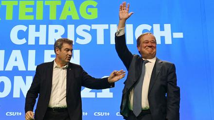 Beim CSU-Parteitag demonstrierten Unions-Kanzlerkandidat Laschet und CSU-Chef Söder Geschlossenheit. 
