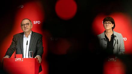 Die SPD-Vorsitzenden Norbert Walter-Borjans und Saskia Esken (Archivbild von 2019) 