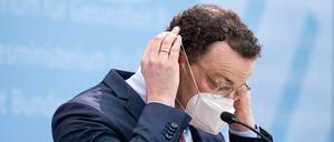 Bundesgesundheitsminister Jens Spahn ist weiter wegen mutmaßlicher Schrottmasken in der Bredouille.