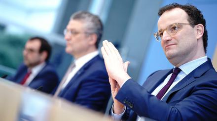Verschlimmerung durch Corona-Mutante? Bundesgesundheitsminister Jens Spahn und RKI-Präsident Lothar Wieler warnen.