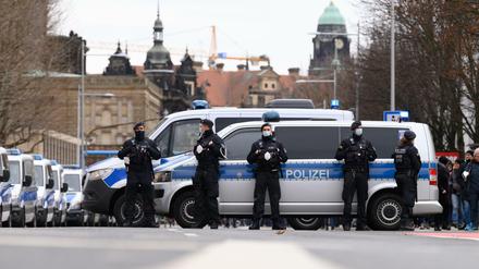 Am vergangenen Wochenende knallte es bei einer Kundgebung der „Querdenken“-Bewegung. Darauf will die Polizei in Kassel vorbereitet sein.