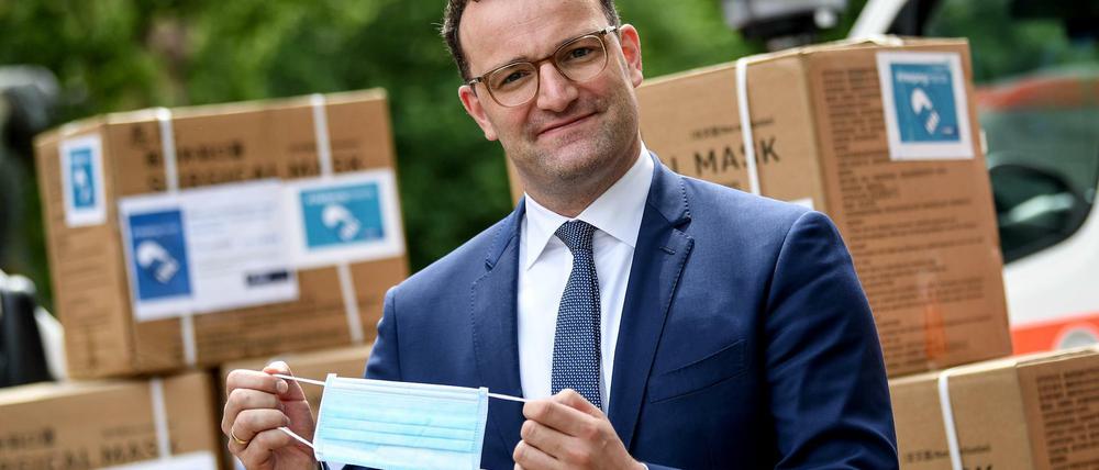 Bundesgesundheitsminister Jens Spahn bekam 2020 reichlich Masken - und hat seitdem auch reichlich Ärger.