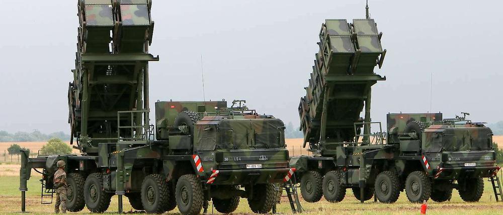 Ein Patriot-Raketenabwehrsystem während einer militärischen Übung in Mecklenburg-Vorpommern.