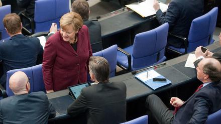 Bundeskanzlerin Angela Merkel mit CDU-Abgeordneten. 