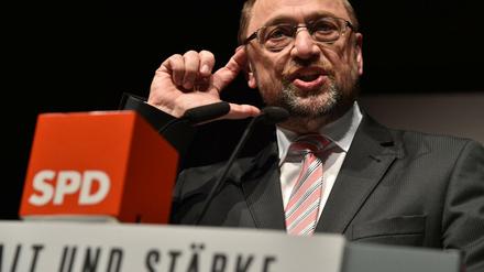 Der SPD Landesparteitag im Saarland wird von Bundesjustizminister Heiko Maas, Wirtschaftsministerin Anke Rehlinger und Martin Schulz eröffnet.