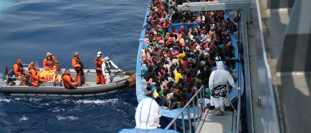 Die Flüchtlingsrettung bleibt Hauptziel des EU-Marineeinsatzes.