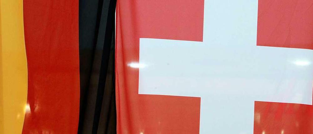 In Deutschland wird über den Schweizer Umgang mit dem Steuergeheimnis diskutiert.