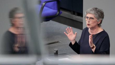 Britta Hasselmann bei ihrer Rede in der Aktuellen Stunde im Deutschen Bundestag in Berlin.