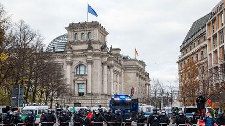 Abgeriegelt. Wegen der Corona-Proteste war die Gegend um Bundestag und Brandenburger Tor im Ausnahmezustand.