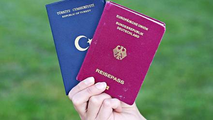 Einigung auf Neuregelung der doppelten Staatsbürgerschaft.