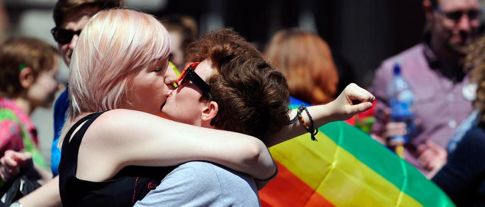 Lesben und Schwule freuten sich in Dublin über den Erfolg des irischen Referendums.