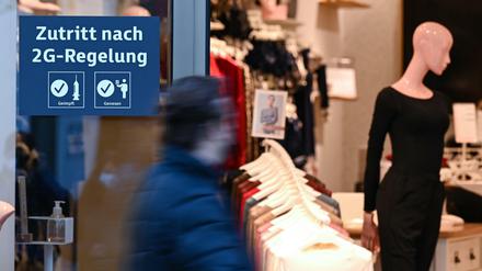 "Zutritt nach 2G-Regelung": Dieses Schild wird es im niedersächsischen Einzelhandel vorerst nicht mehr geben.