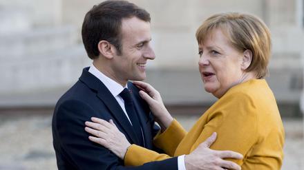 Frankreichs Präsident Macron und Kanzlerin Merkel am Mittwoch in Paris. 