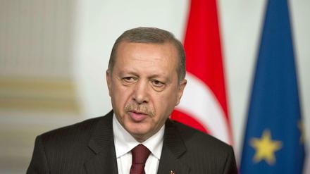Kritiker werfen Staatspräsident Erdogan vor, dass Recht und Gesetz weniger zählen als gute Verbindungen.