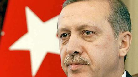 Der türkische Ministerpräsident Erdogan will Kurdisch als Wahlfach an staatlichen Schulen einführen. 