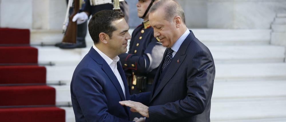 Schwieriger, aber offener Dialog: Griechenlands Premier Alexis Tsipras (l.) trifft den türkischen Staatschef Recep Tayyip Erdogan.
