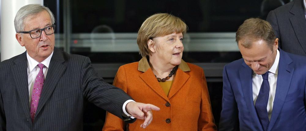 Die Spitzen der EU, darunter Kanzlerin Angela Merkel, haben einen Plan vereinbart, um das Chaos auf der Fluchtroute über den Balkan zu stoppen. 