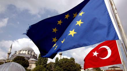 Trotz der anhaltenden Spannungen unter anderem mit Deutschland fordert die Türkei, die EU-Beitrittsgespräche auszuweiten.