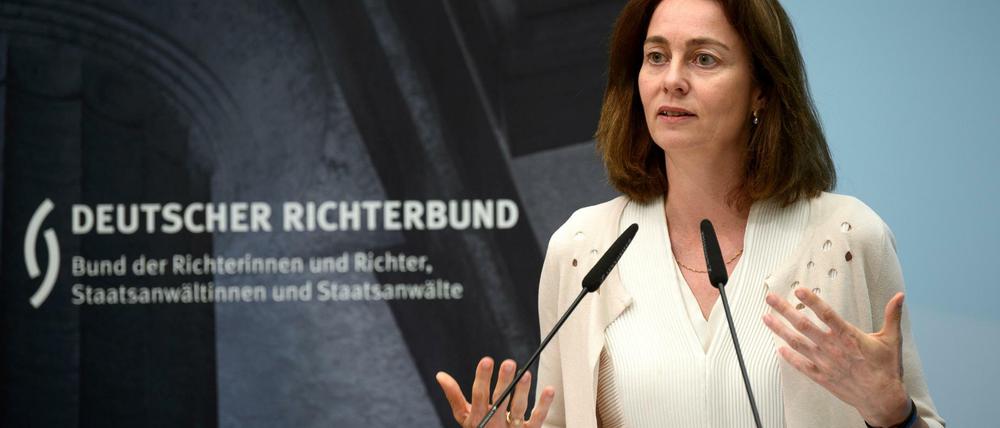 Katarina Barley (SPD), Bundesjustizministerin, spricht beim Europäischen Justizgipfel in Berlin.