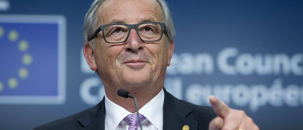 EU-Kommissionspräsident Jean-Claude Juncker will am Sonntag mit den Ländern sprechen, die auf der Balkanroute der Flüchtlinge liegen. 