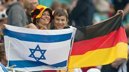Fußballfans vor dem Freundschaftsspiel zwischen den Mannschaften Deutschlands und Israels im Mai 2012 in Leipzig.
