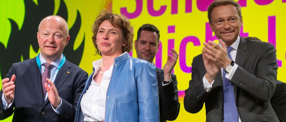 FDP-Generalsekretärin Nicola Beer erntet nach ihrer Rede beim FDP-Bundesparteitag in Berlin großen Applaus. 