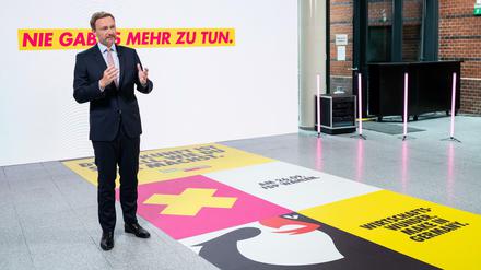 Christian Lindner, Vorsitzender der FDP, stellt bei einer Pressekonferenz in der Parteizentrale die FDP-Kampagne zur Bundestagswahl vor.