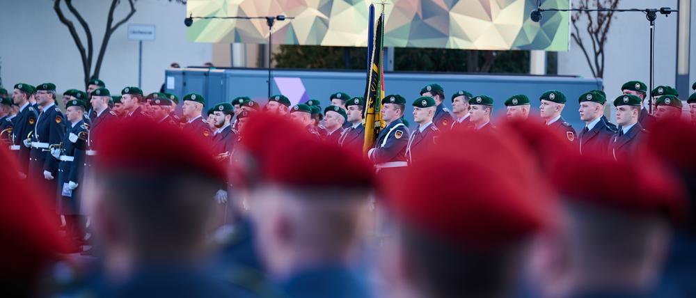 Zahl der Kriegsdienstverweigerer in Deutschland fast verfünffacht