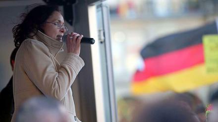 Die ehemalige AfD-Funktionärin Tatjana Festerling Ende Mai bei einer Pegida-Kundgebung in Dresden